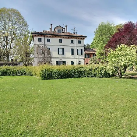 La Mansarda Apartment